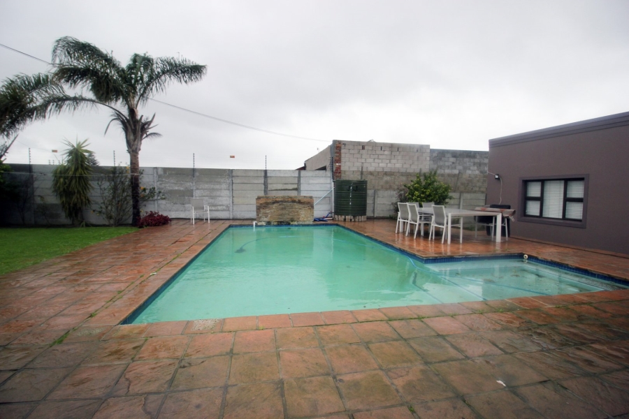  Bedroom Property for Sale in Philippi Western Cape